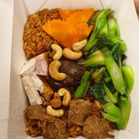 Claypot rice at Genesis 创世界素食馆 in Central Singapore