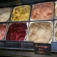 vegan ice cream! at PurNatur in Kempten
