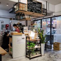 You order and pay at the counter at Ooh Cha Cha - Banqiao in Taipei