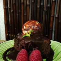 Brownie at Hakuna Matata Veggie in Madrid