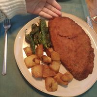 Cachopo asturiano, delicioso  #Veganuary at Hakuna Matata Veggie in Madrid