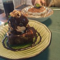 Vegamisú y Brownie, perfectos #Veganuary at Hakuna Matata Veggie in Madrid