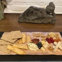 Tabla de quesos   at Hakuna Matata Veggie in Madrid