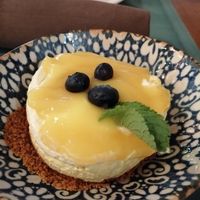 Cheesecake at Hakuna Matata Veggie in Madrid