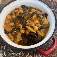 Chickpeas and mushrooms  at Hakuna Matata Veggie in Madrid