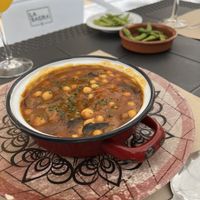 Guiso de garbanzos y setas  at Hakuna Matata Veggie in Madrid