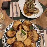 Aubergine with hummus and the artichokes   at Hakuna Matata Veggie in Madrid