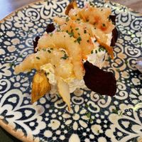 Ensaladilla rusa con langostinos veganos  at Hakuna Matata Veggie in Madrid