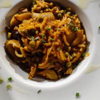 Fideuá at Hakuna Matata Veggie in Madrid