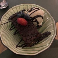 Vegan brownie  at Hakuna Matata Veggie in Madrid
