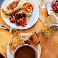 Merci "Happy Cow" pour cette belle découverte ! at The Wildcat in Fort William