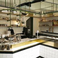 The catering counter for take-away at Cosma Food House in Mechelen