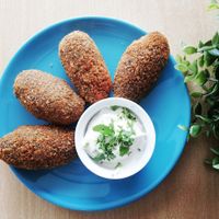 Vegan homemade XXL croquetes at Soma Bistro in La Pineda