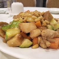 Monkey head mushroom with zucchini and pine nuts at Three Virtues 三德食品 - North Point in Hong Kong Island