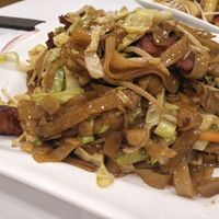 Stir-fried flat noodles with cartilage  at Three Virtues 三德食品 - North Point in Hong Kong Island