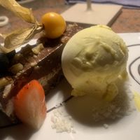 Caribbean Snickers with Mango Ice Cream  at Ike's Bistro in Oranjestad
