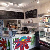 kitchen counter at PH7 Equilibre - Temple in Paris