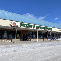 Storefront  at Peter's Cornucopia Health Foods in New Hartford