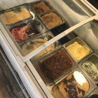 vegan gelato! (vegan caramel and vegan cinnamon doughnut) at Relish in Griffith