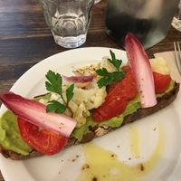 avocado toast at Saint Pearl in Paris