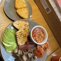 Plant based breakfast (they didn’t have any vegan sausages)  #Veganuary at Look Mum No Hands in London