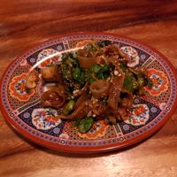 Nouilles pad see ew (sans les oeufs) at Chez Tao in Quebec