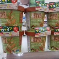 Modern Oats instant vegan oatmeal at Natural Lawson - MARK IS in Yokohama