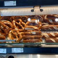 peetzel things are vegan at backWERK in Cologne