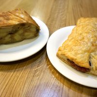 Apfelstrudel and Ribiseltascherl  at Anker - Stephansplatz in Vienna