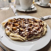 Vegan waffle S/ 6.5, vegan chocolate topping S/ 2  at Gud  in Arequipa