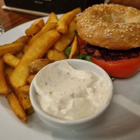 Jackfruit bagel at Střecha in Prague