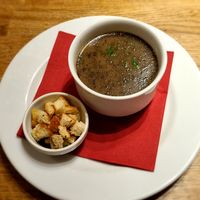Garlic Soup at Střecha in Prague