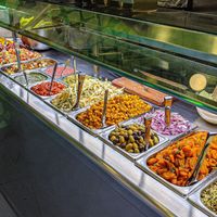 Elite condiments bar. at Maoz in Barcelona