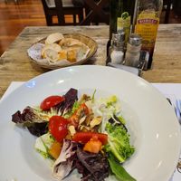 Salad with caramelized pear and walnuts at El Trencadís de l'Eixample in Barcelona