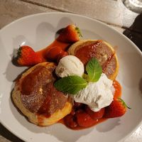 Strawberry pancakes at AIN SOPH.Journey in Kyoto