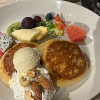 Seasonal pancakes  at AIN SOPH.Journey in Kyoto