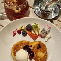 Fruit pancakes at AIN SOPH.Journey in Kyoto