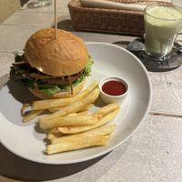 Burger  at AIN SOPH.Journey in Kyoto