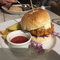 Crispy chicken burger at AIN SOPH.Journey in Kyoto