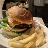Cheese burger  at AIN SOPH.Journey in Kyoto