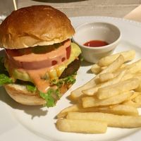 Ripple burger at AIN SOPH.Journey in Kyoto