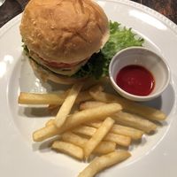 Cheese burger  at AIN SOPH.Journey in Kyoto