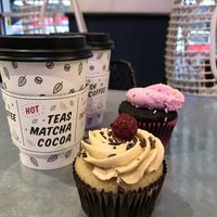 Cupcakes 😍 at By Chloe - Covent Garden in London