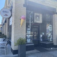 Arriving at Nature’s (Notice Dog Bowl for Fur Pals)  at Nature's Organic Ice Cream in Fremont