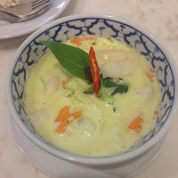 Green curry - yum at Home Cafe Tha Tian in Bangkok