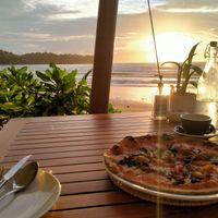 Vegan Pizza at Catch Beach Club in Phuket
