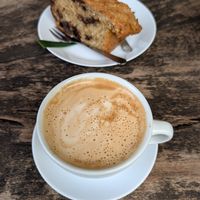 Cappuccino and chocolate bread at Duni in Minca