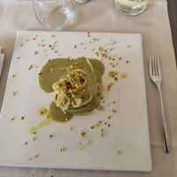 Linguine al pesto di pistacchio at Pesto di Pistacchio in Trani