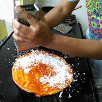 Pizza prep at Krishna Vegan in Guadalajara