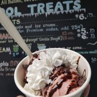 Vegan Sundae at The Pop Shop in Frederick